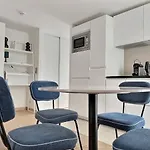 S18943 - Studio 2 Personnes A Paris